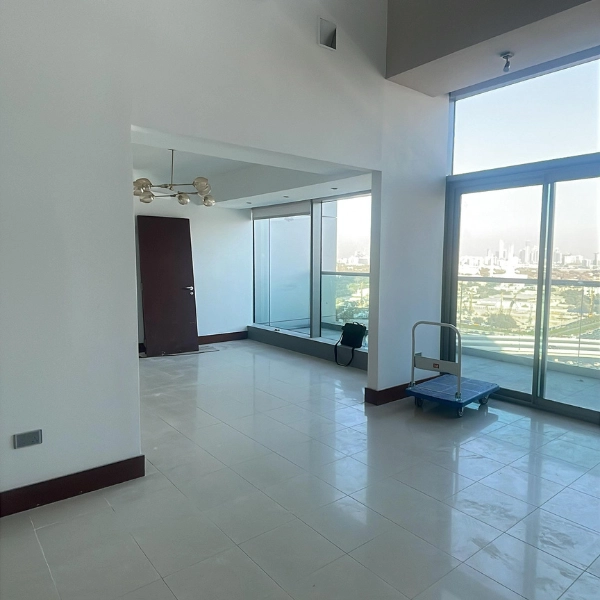 before floor and sealing